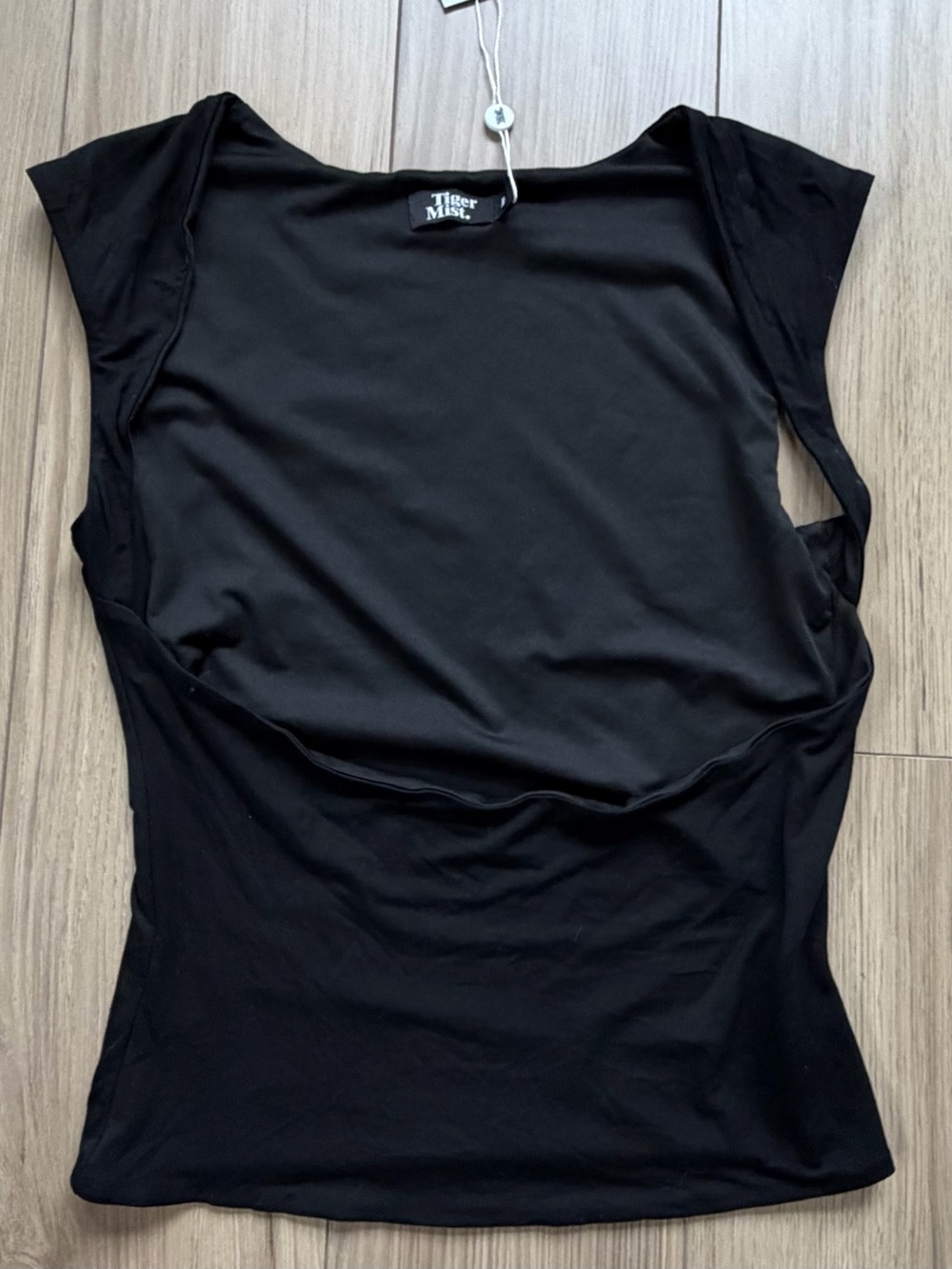 Tiger Mist Christy Women's Black Sleeveless Cowl Neck Top Sz L NWT